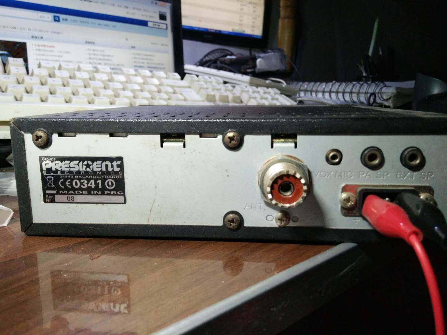975.jpg