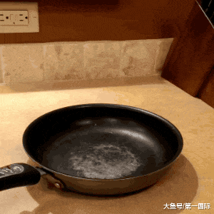 2a6eb24a3627913cbc80bf9702faab81.gif