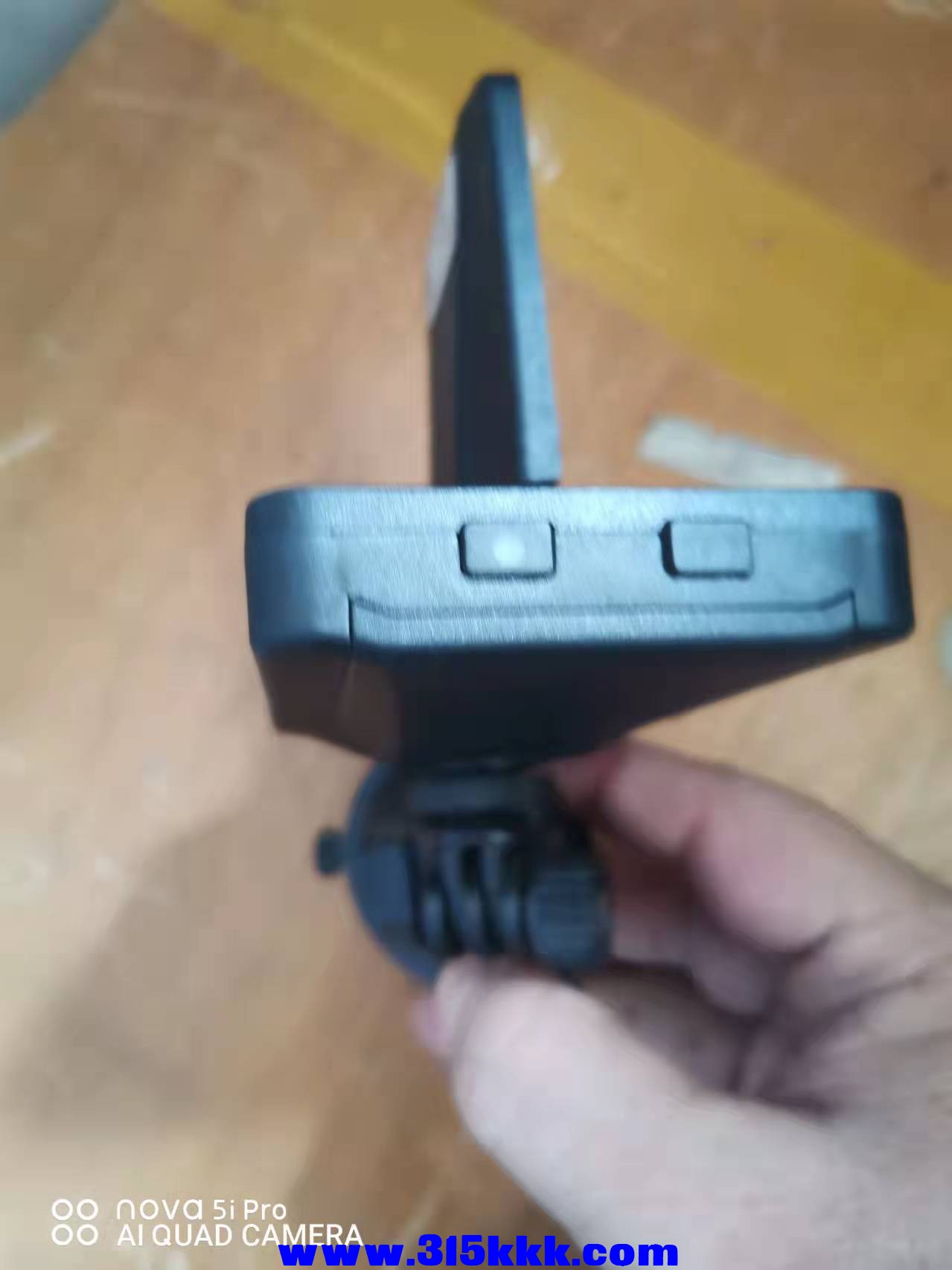微信图片_2021110211174617.jpg