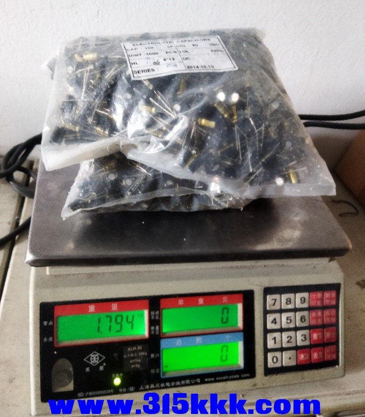 50v100uf 黄色电容3.jpg