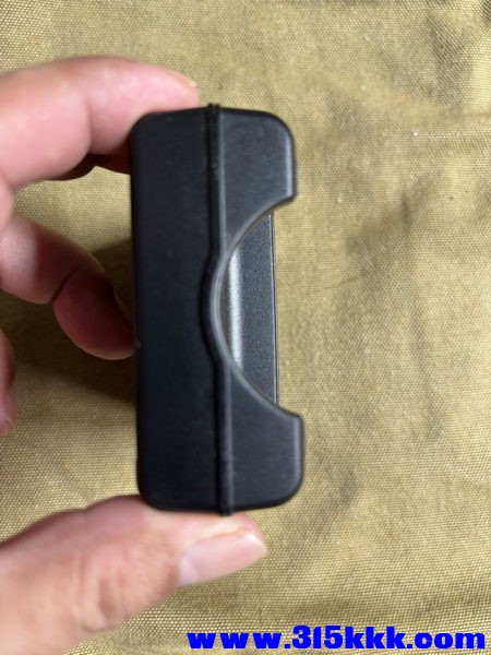 SONY 5号7号电池充电器 06_调整大小.JPG