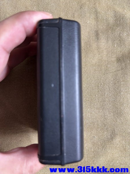 SONY 5号7号电池充电器 05_调整大小.JPG