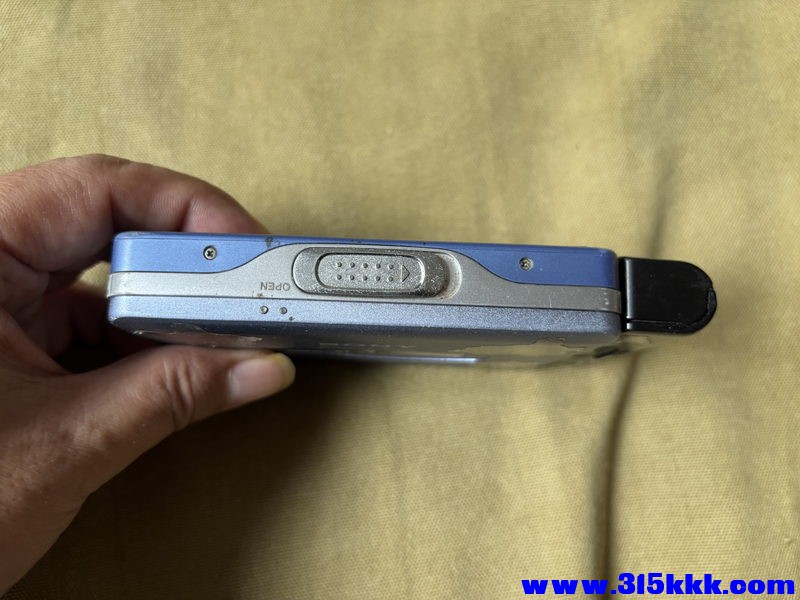 SONY WM-EX622磁带随身听 03_调整大小.JPG