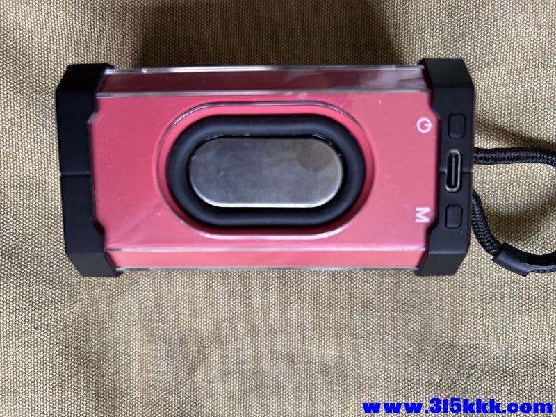 蓝牙音箱 03_调整大小.JPG