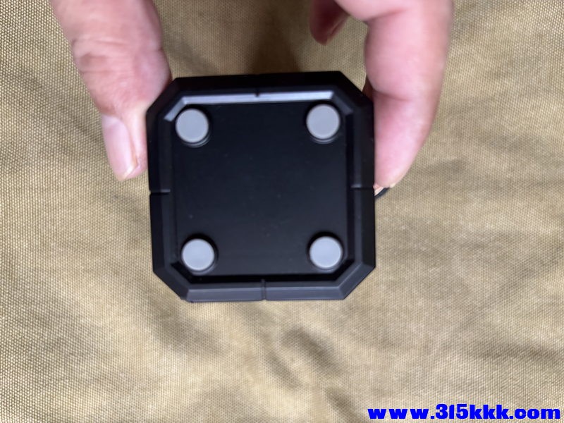 蓝牙音箱 06_调整大小.JPG