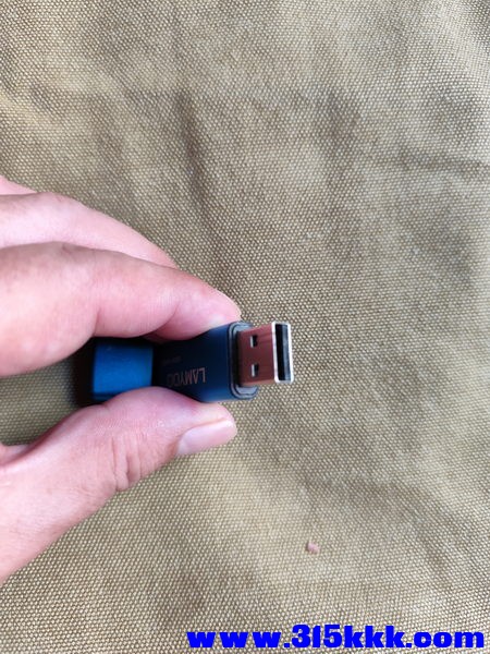 蓝雨S004 64G USB2.0 U盘 02_调整大小.jpg