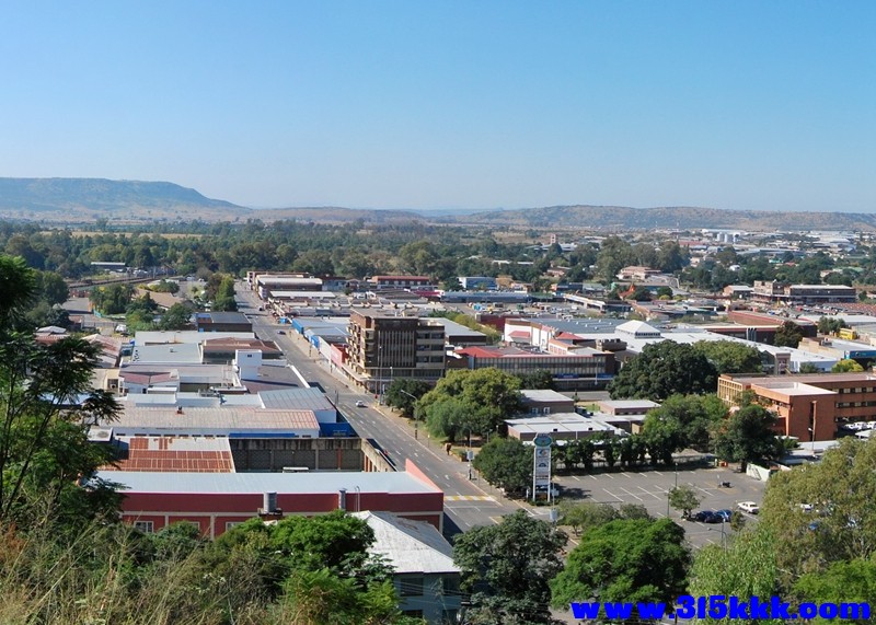 Downtown of Ladysmith，曾经居住和生活过漂亮的小城市.jpg